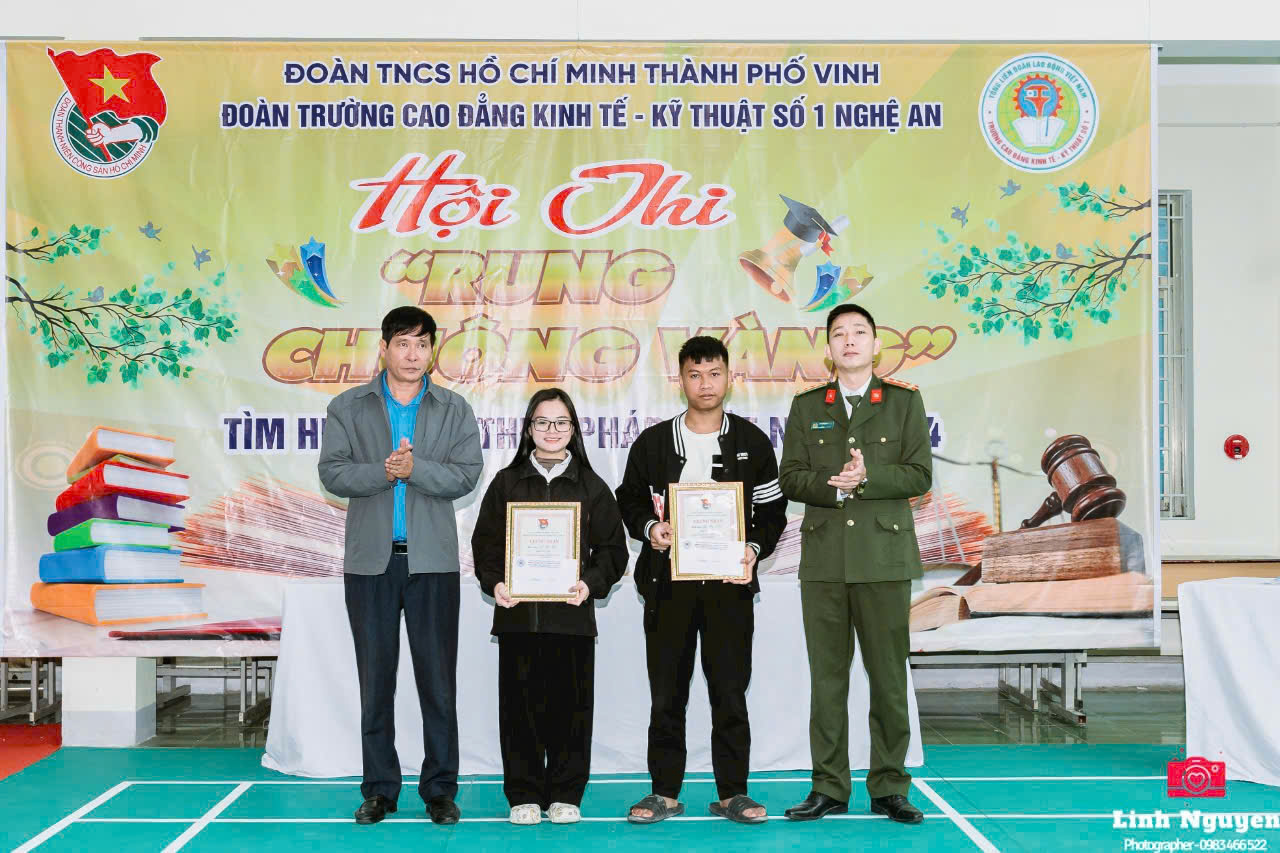 Giải ba