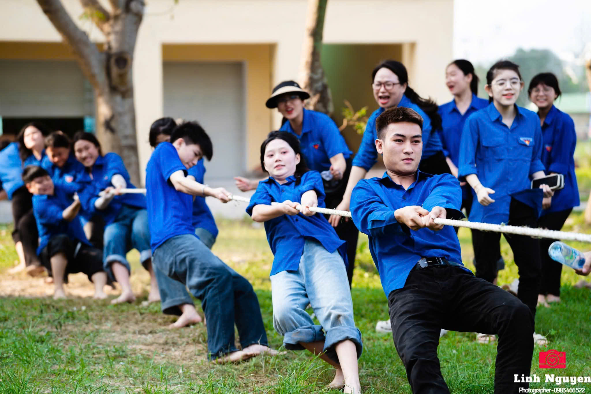 Phần thi kéo co đầy kịch tính